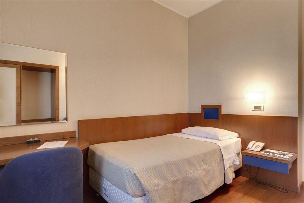 City Hotel Varese Exterior photo
