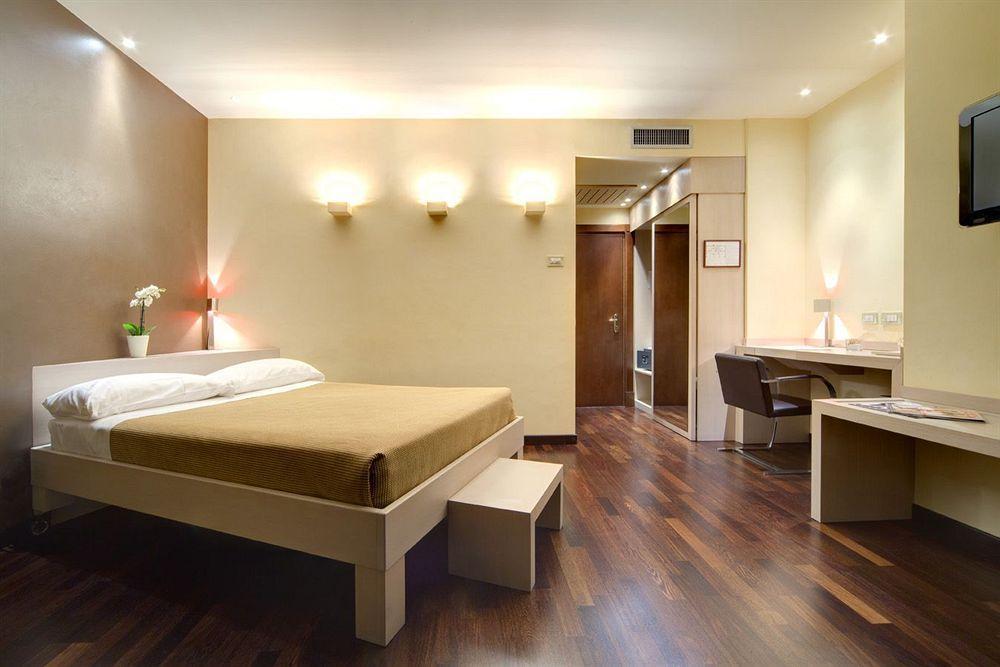 City Hotel Varese Exterior photo