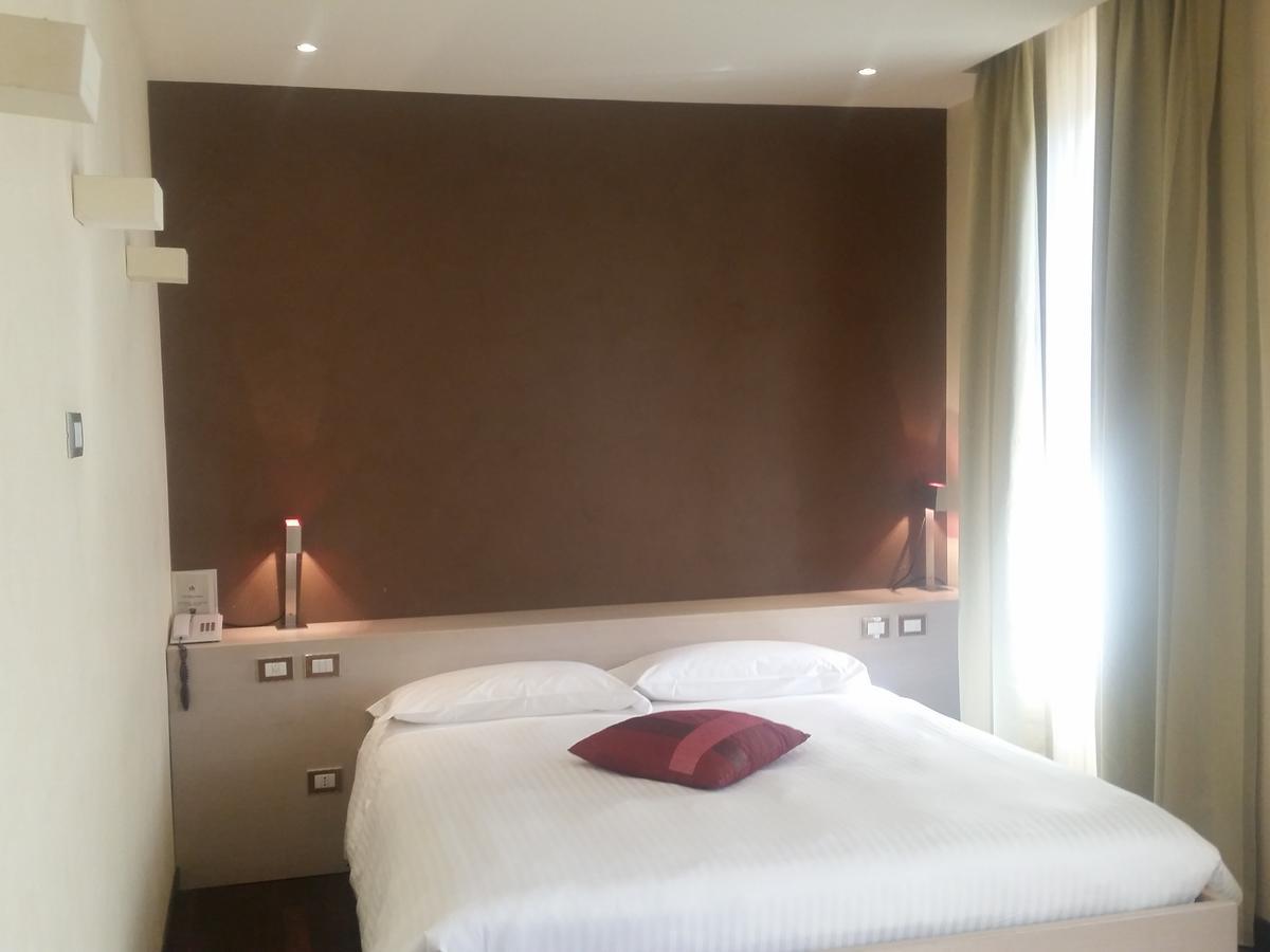 City Hotel Varese Exterior photo