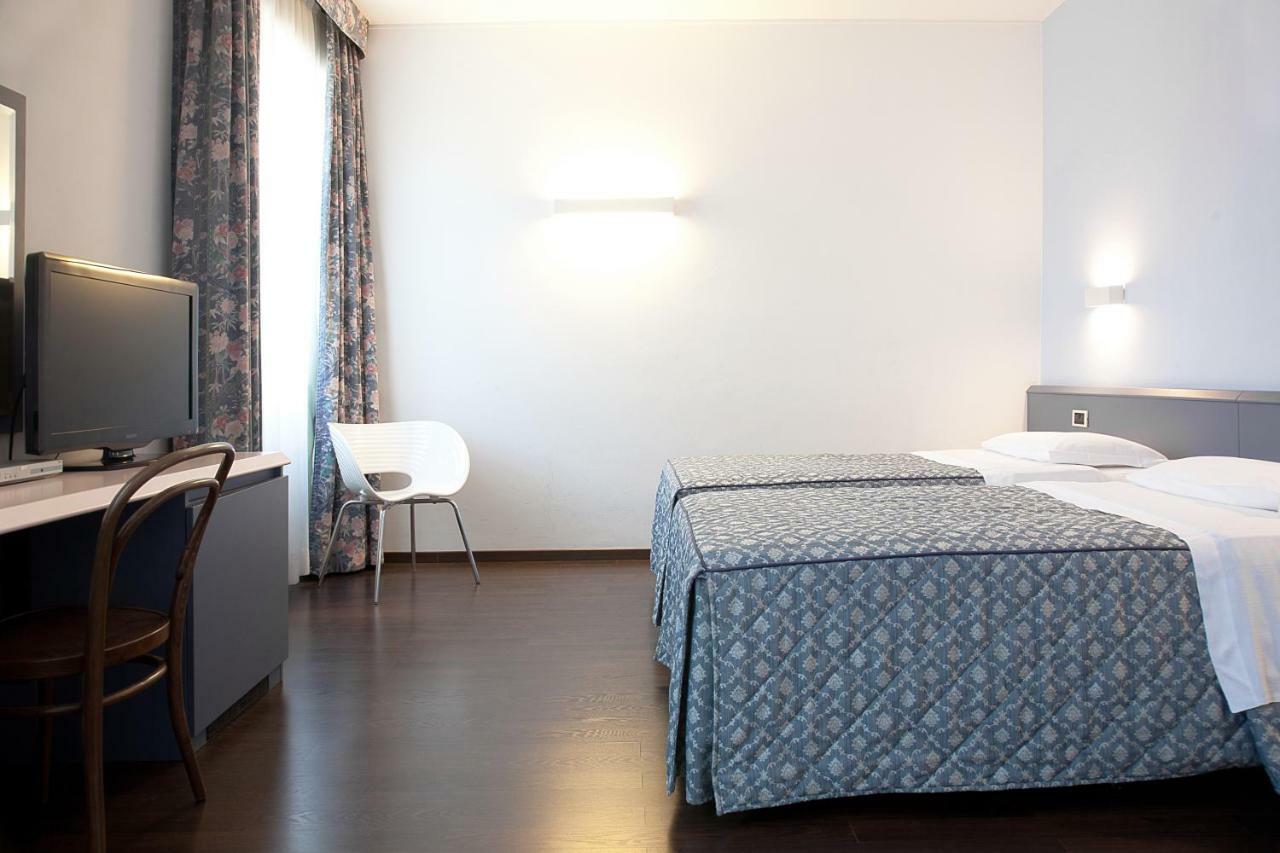 City Hotel Varese Exterior photo